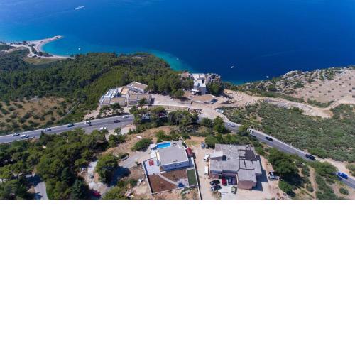 Luxury villa with a swimming pool Makarska - 19148