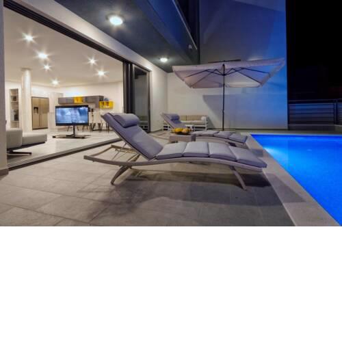 Luxury villa with heated infinity pool in Makarska, ctma152