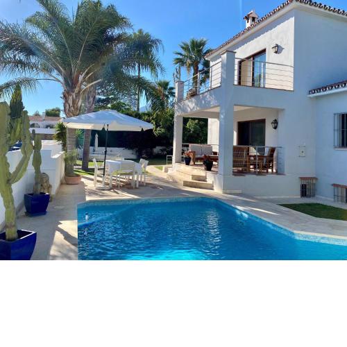 Luxury Villa with Pool