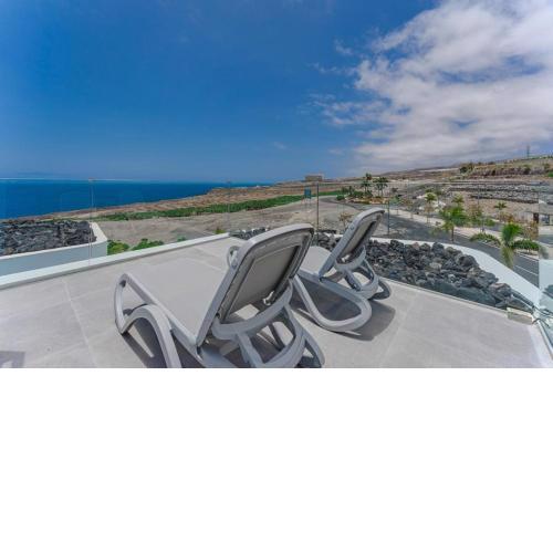 Luxury Villa With Sea And Mountain Views