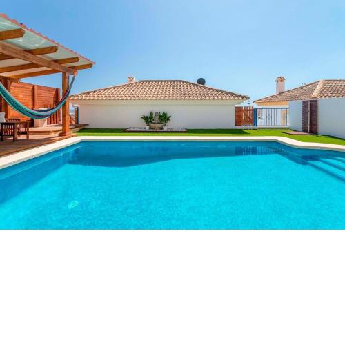 Luxury villa with sea views near El Campello