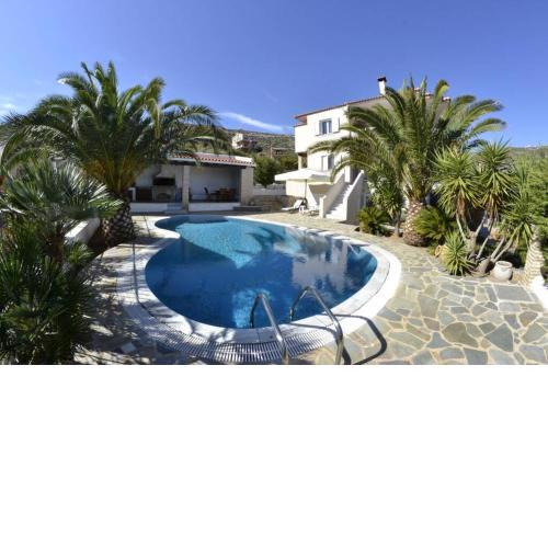 Luxury Villa with swimming pool