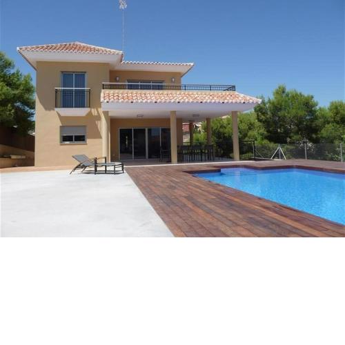 Luxury villa with swimmingpool