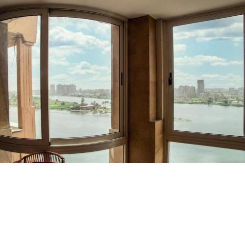 LuxuryApartmentDirectToTheNile