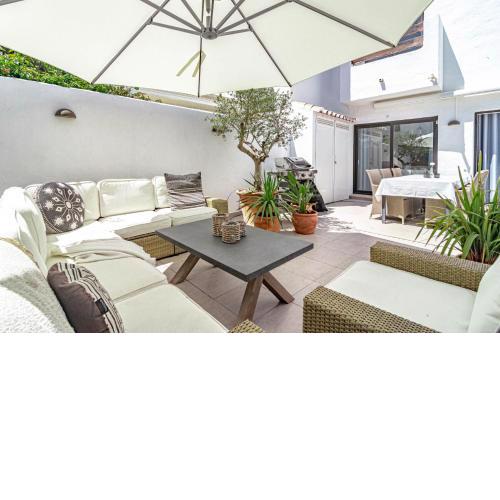 LVB-Stunning townhouse near sea