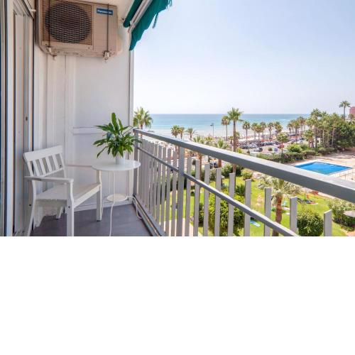 M1 403 Frontal al Mar Vistas Terraza y Wifi