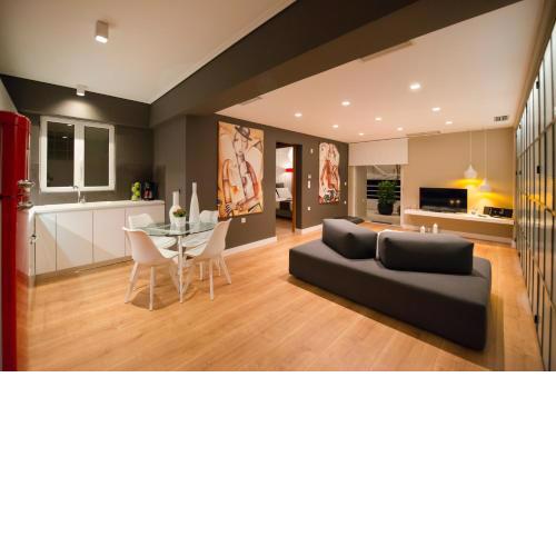 Ma Maison Nο 2, Luxury Central Suite with Parking, Ultra High Speed Internet 200 Mbps, 15' to Acropolis by Metro, 1' from Metro