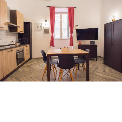 Madaleni Home Zona Plebiscito