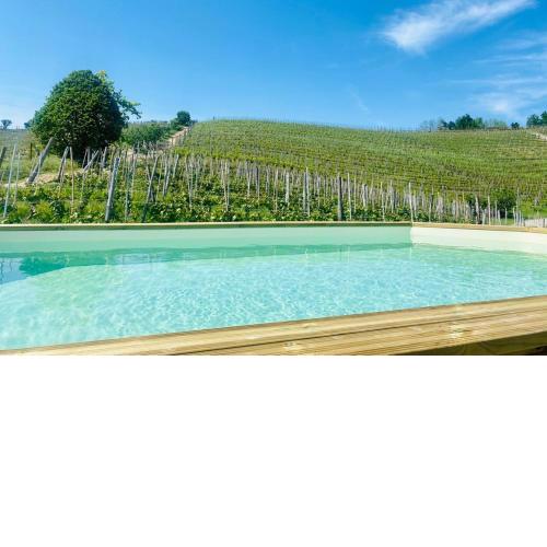 Madama Langa Country House con piscina nelle vigne