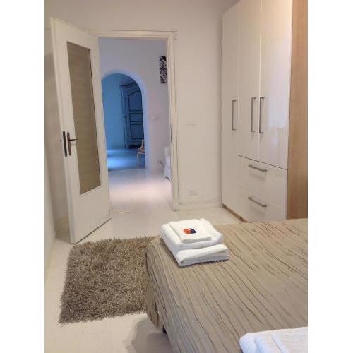 Madama Suite