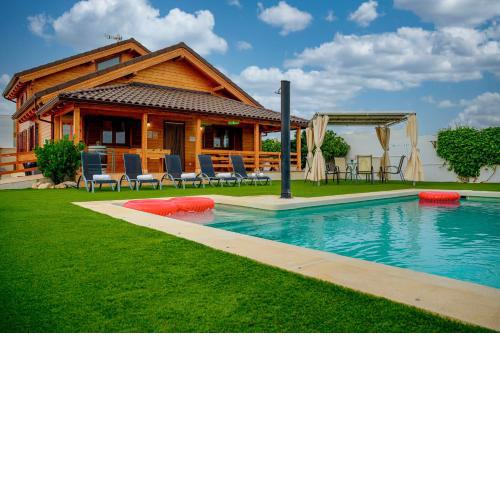 Madera y Miel Casa Rural con niños en Puy du Fou