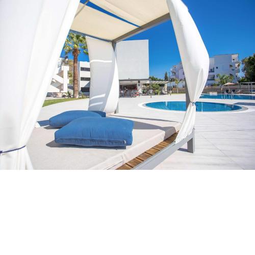 Madison Boutique, Faliraki