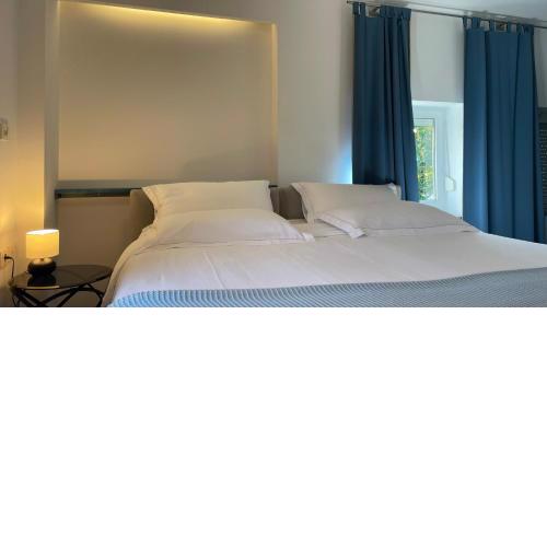 MADONCA ROOMS & RESTAURANT