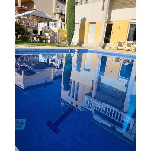 Madrid city modern apartment in villa, free WIFI