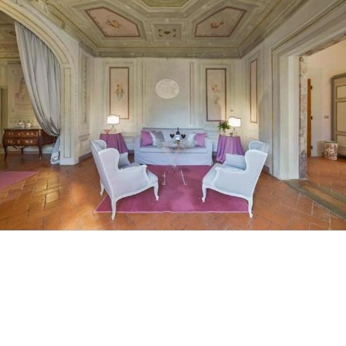 Maggio Frescoes