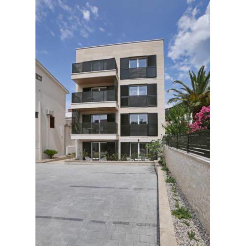 Magic Stone Apartments