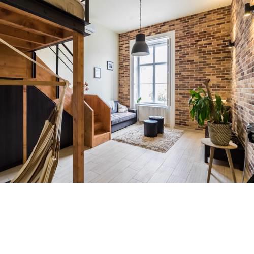 Magical Apartment's
