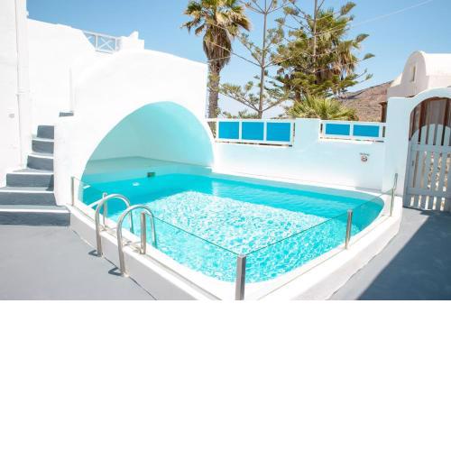 Magical Santorini Villa 1 Bedroom Cave Suite Beautiful Sea Views Air-Conditioning Finikia