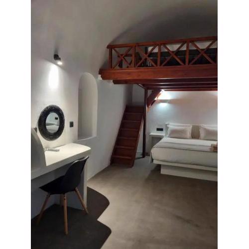 Magical Santorini Villa Family Villa 1 Bedroom Access to Outdoor Pool Amazing Views Finikia