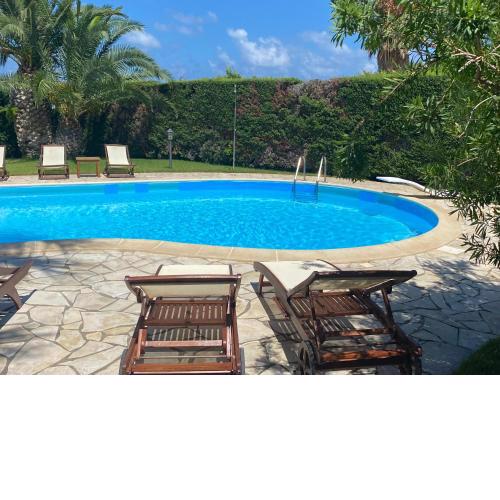 Magici tramonti sul mare ,Villa con piscina con Jacuzzi idromassaggio