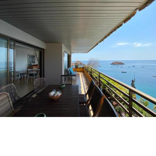 Magnificent apartment at the sea front of Tossa de Mar