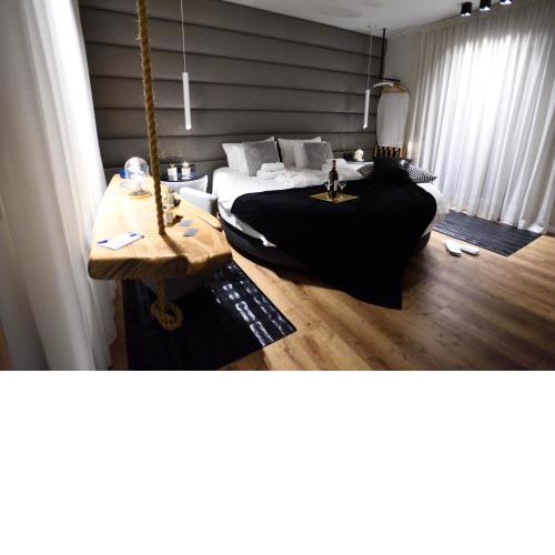 Magnifique Luxury Suites