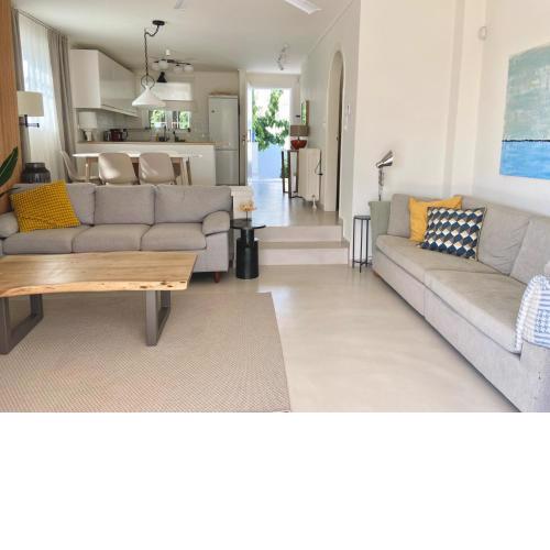 Maia beach house