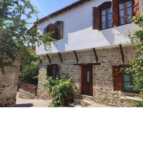 maion: Traditional house - Nikiti old village