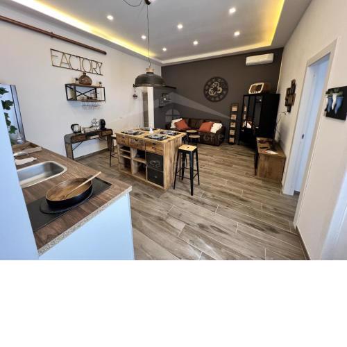 MAISON CANTONE