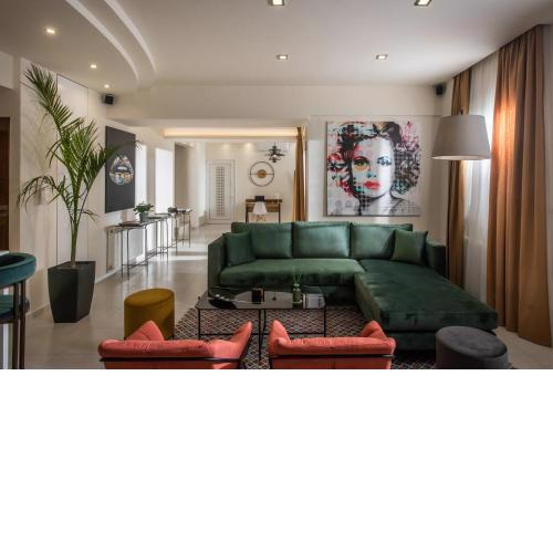 Maison De Mare, 4BR Central Luxury Beach Residence