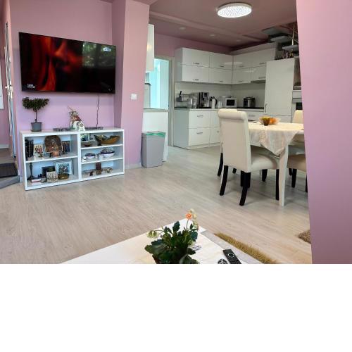 Maisonette IV21