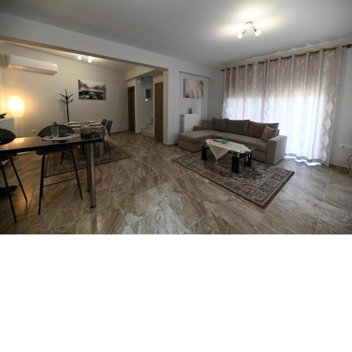 Maisonette near Tolo beach for six persons.
