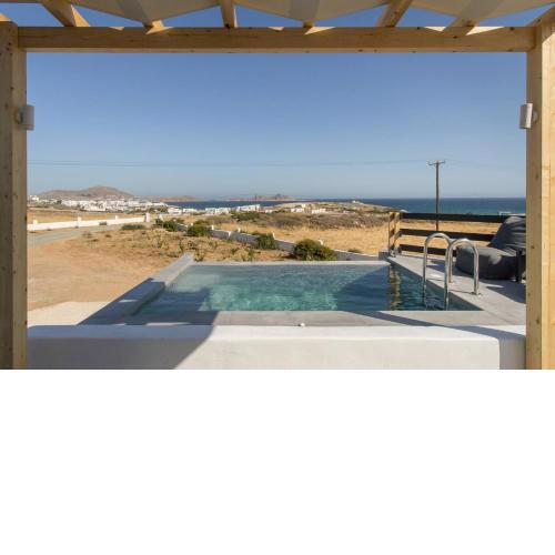 Maisonette Sail