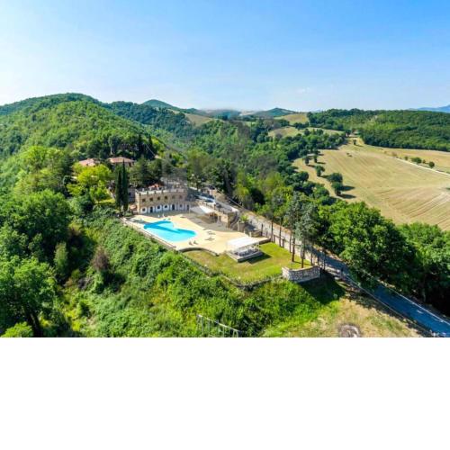 Majestic villa in Fermignano with private pool