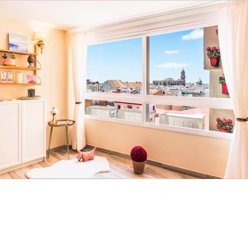 Malaga Centre Apartment with Parking