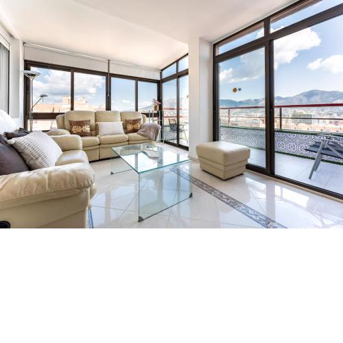 MalagaSuite Skyviews Fuengirola