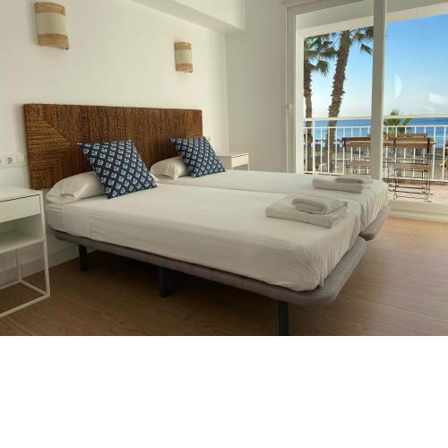 Malagueta Beach Front Mediterranean Apartment
