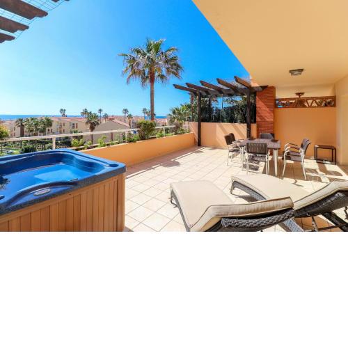 Malibu B3 Luxury 2BR by Rafleys, Paronamic Sea views