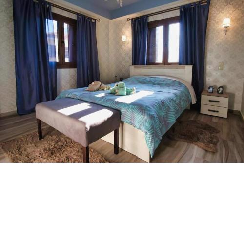Mama's Cozy Room 3