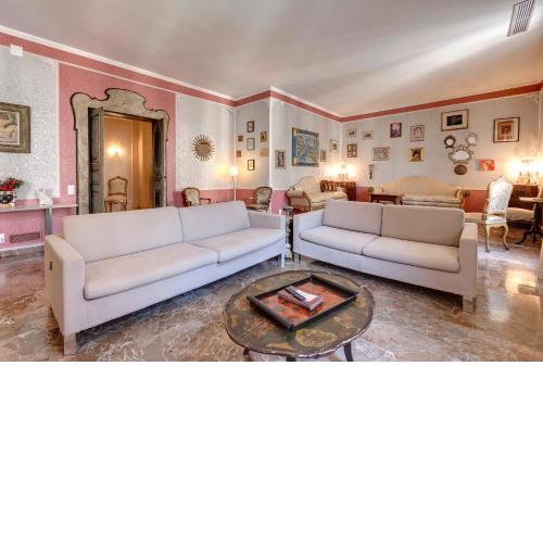 Mamo Florence - Fiorenza Historical Apartment