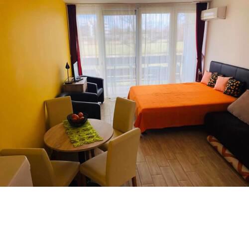 Mandarin apartman