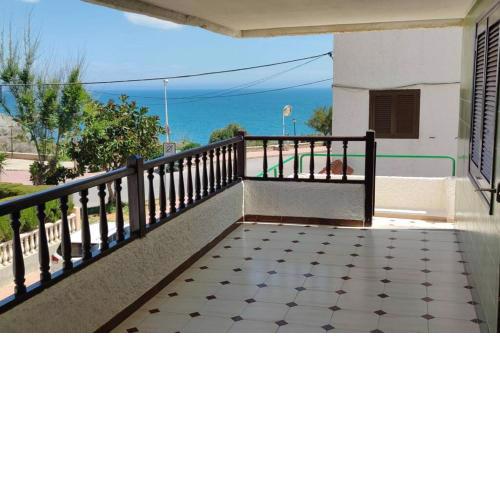 Mandarina Apartamento primera línea