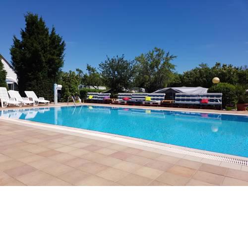 Mandel Camping