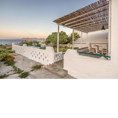 Mandrakia Bliss House