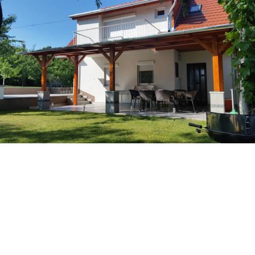 Mandula Apartmanok