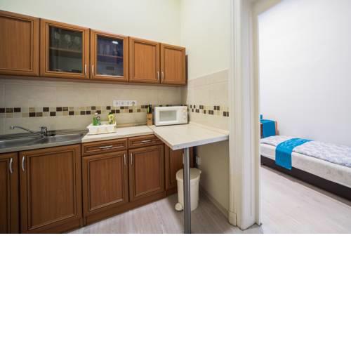 Mandy Rooms