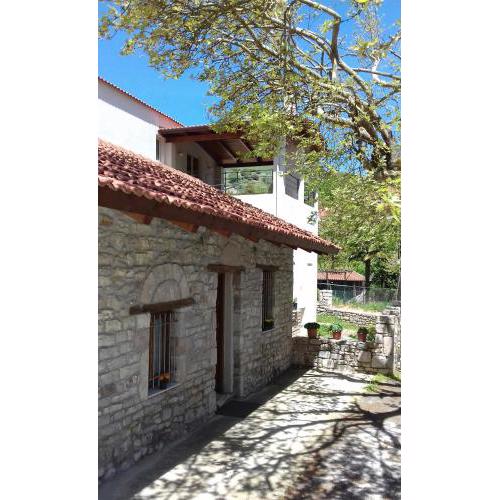 manesi stone built studio
