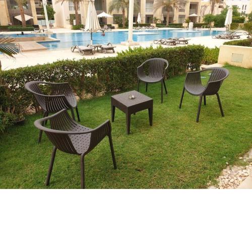 Mangroovy - Delicate 1BR Ground floor by the Pool