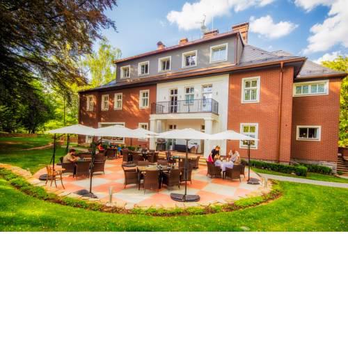 Manor House