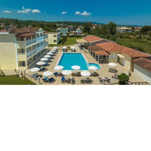 Manousis ApartHotel
